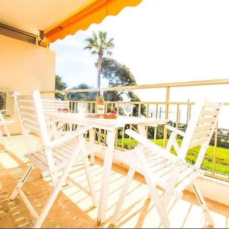 Апартаменты Le Trident Yourhosthelper